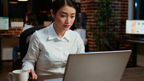 Révolutionnez votre développement commercial avec la prospection b2b